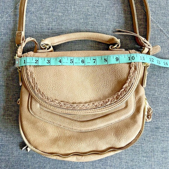 Steve Madden Crossbody Bag Tan Saddle Messenger Handbag Purse Faux Leather Suede - Picture 3 of 14